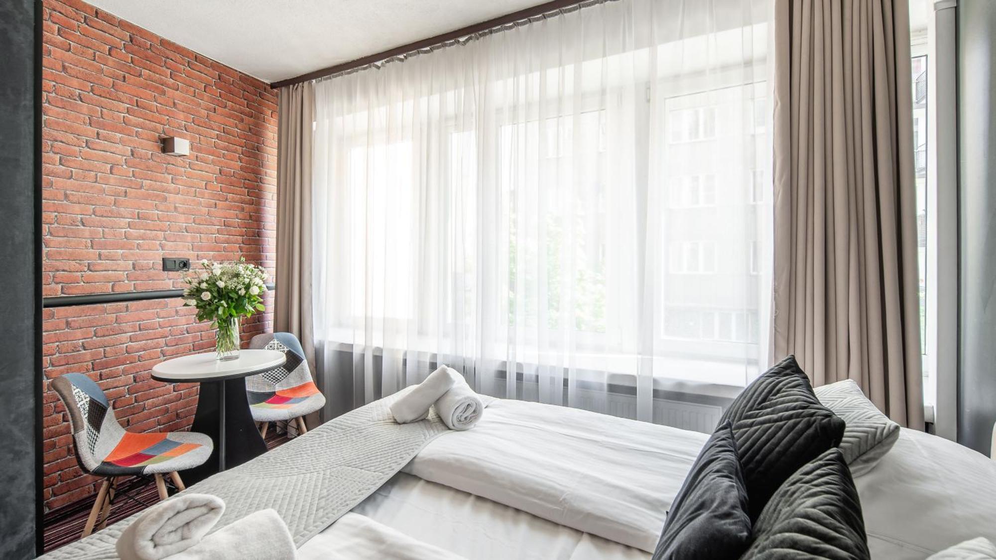 Hotel Delta Красков Екстериор снимка