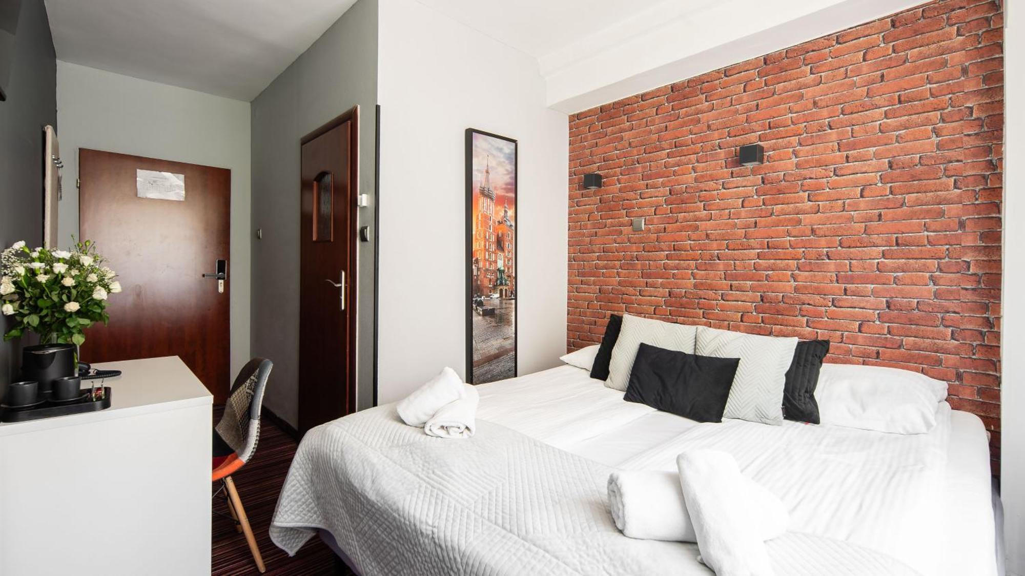Hotel Delta Красков Екстериор снимка
